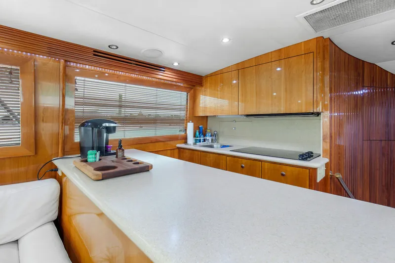 Slide: The Image of Hatteras 60 Convertible 2003 - 54