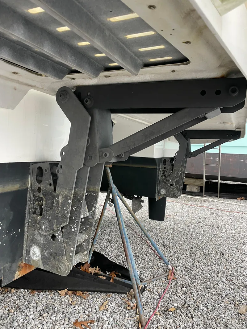 Slide: The Image of 2018 Fountaine Pajot MY 37 boat underside with metal support structure. - 34