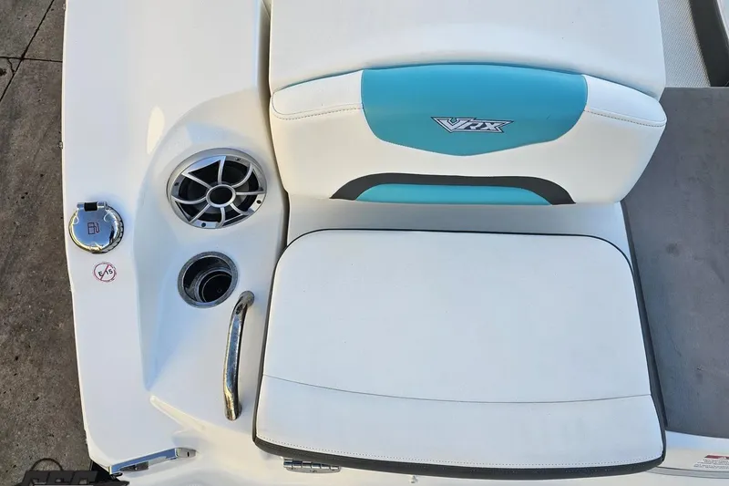 Slide: The Image of 2016 Chaparral Vortex 243 VRX boat seat with speaker and fuel cap. - 35