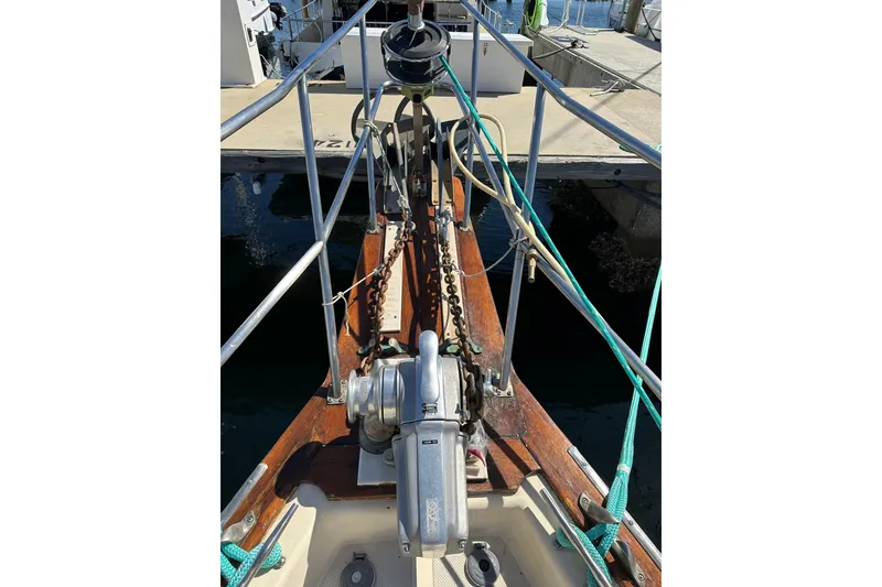 Slide: The Image of Bow view of 1991 Island Packet 35 sailboat with anchor and winch. - 5
