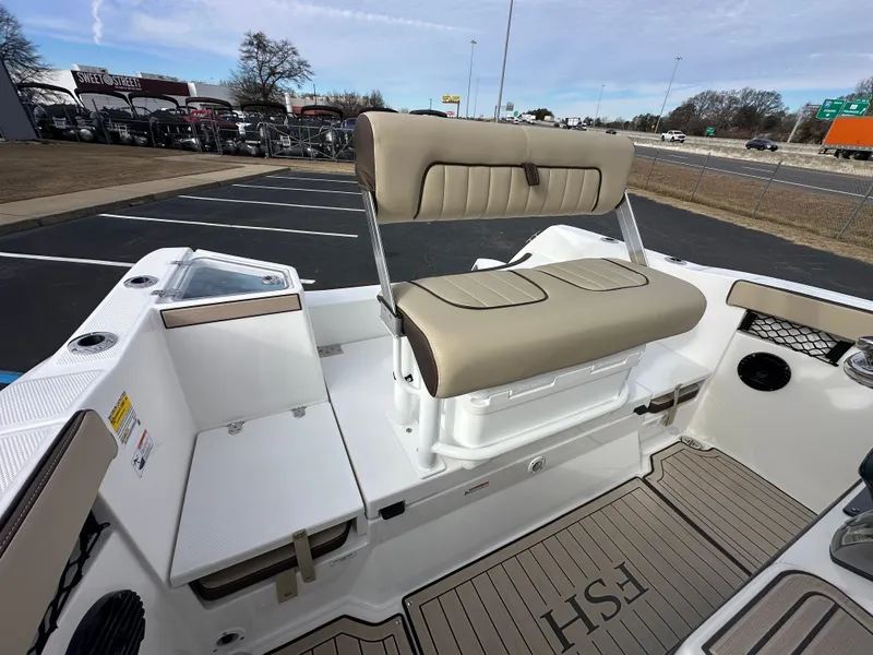 Slide: The Image of Yamaha 222 FSH Sport E 2026 - 15