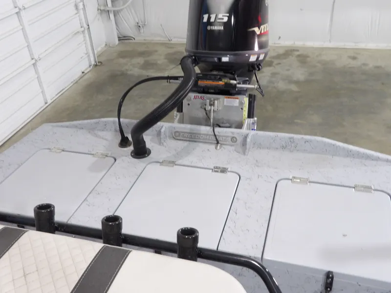 Slide: The Image of 2024 Freedom 18 PATRIOT CAT boat with Yamaha 115 engine. - 19