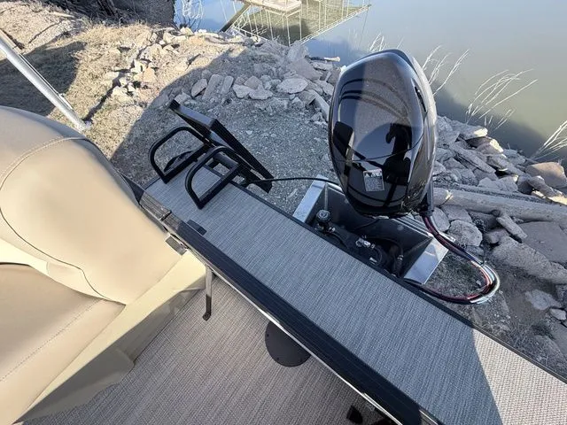 Slide: The Image of Starcraft LX 18 R 2026 - 15