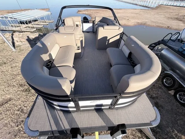 Slide: The Image of Starcraft LX 18 R 2026 - 5