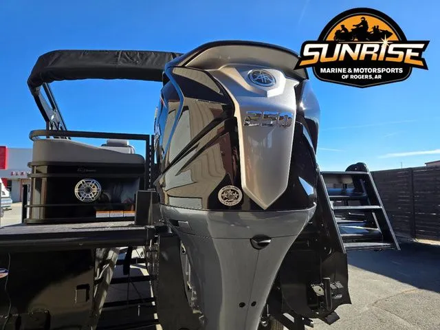 Slide: The Image of SunCatcher Elite 322SS 2026 - 20