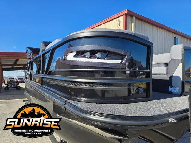 Slide: The Image of SunCatcher Elite 322SS 2026 - 4