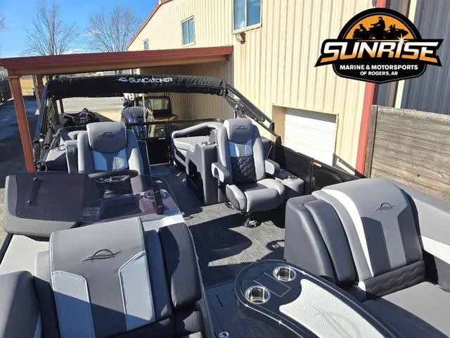 Slide: The Image of SunCatcher Elite 322SS 2026 - 9