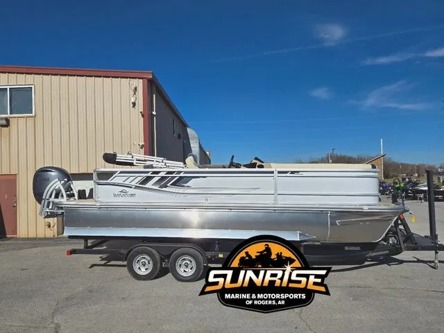 The Image of SunCatcher Select 322SL 2026 - 1