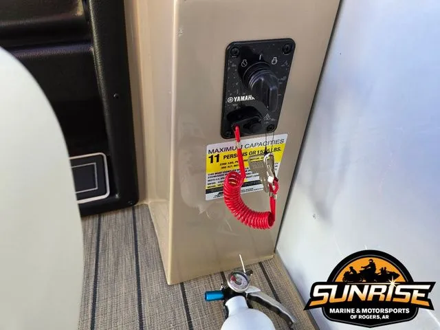 Slide: The Image of SunCatcher Select 322SL 2026 - 15