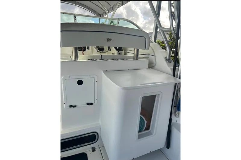 Slide: The Image of Close-up of a Suzuki propeller on a 2001 Wellcraft 290 Coastal boat. - 6