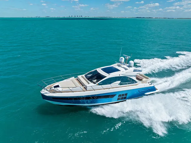 Slide: The Image of Azimut 55S 2015 - 90