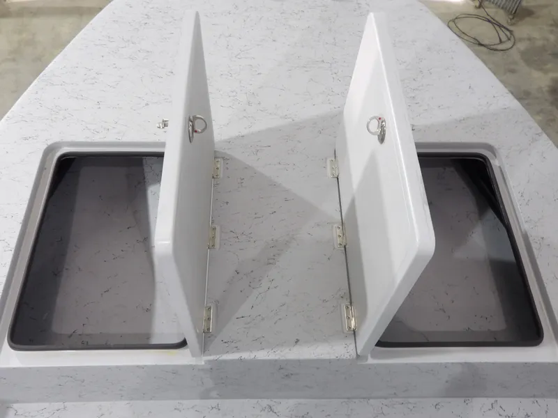 Slide: The Image of Dual hatches on the 2024 Freedom 18 PATRIOT CAT boat. - 20