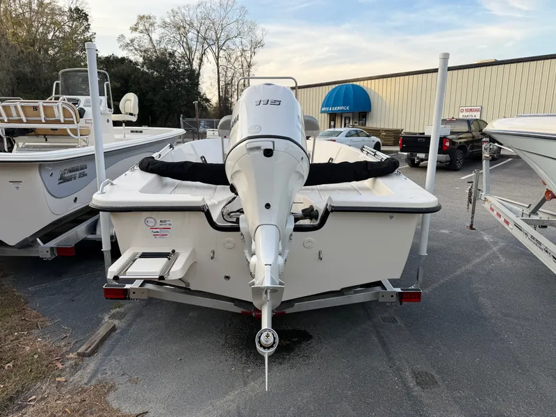 Slide: The Image of Carolina EV 180 SEA SKIFF 2026 - 5