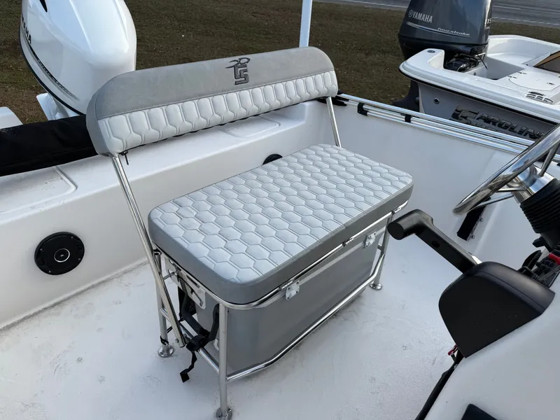 Slide: The Image of Carolina EV 180 SEA SKIFF 2026 - 7