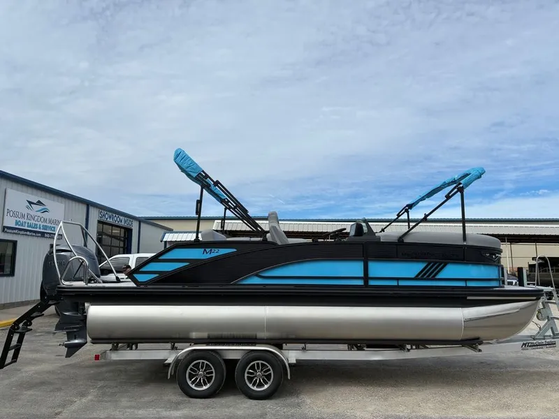 Slide: The Image of Bennington 22 M Swingback 2026 - 10