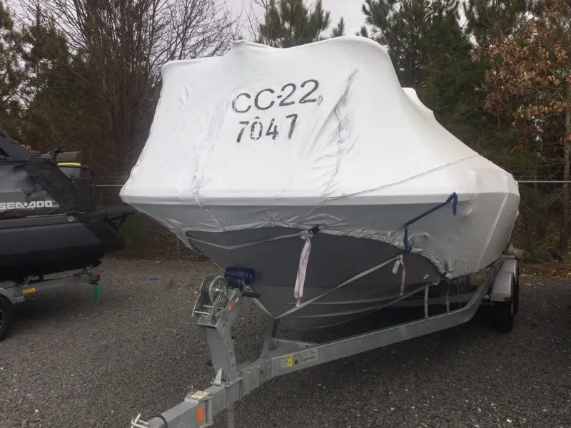 Slide: The Image of Bayliner Trophy T22CC 2026 - 4