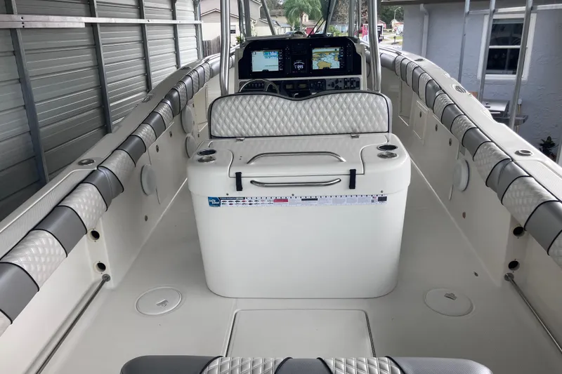 Slide: The Image of 2008 Hydra-Sports Vector 2900 CC boat interior with modern dashboard and seating. - 11