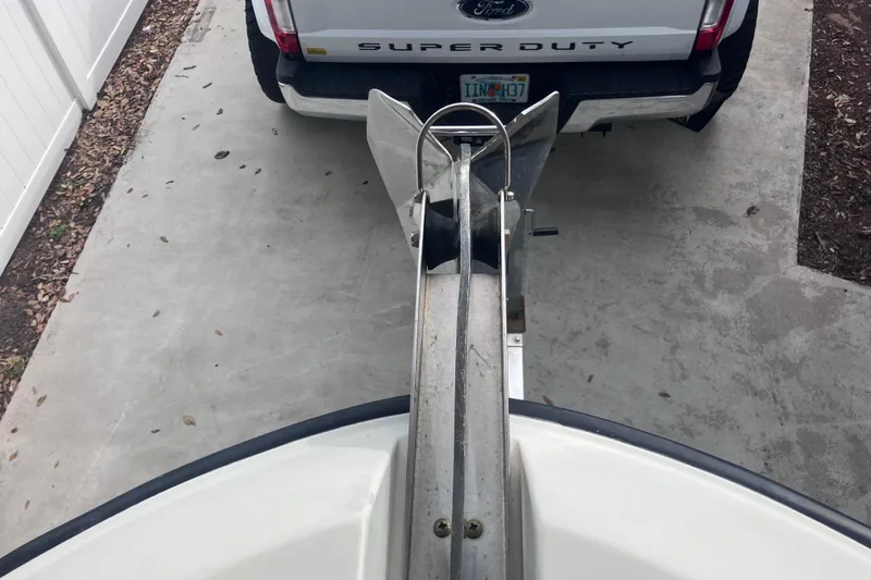 Slide: The Image of 2008 Hydra-Sports Vector 2900 CC boat trailer hitched to Ford Super Duty truck. - 37