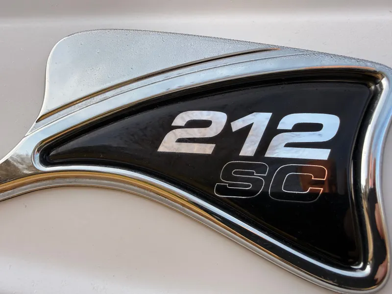 Slide: The Image of Stingray 212 SC 2025 - 26