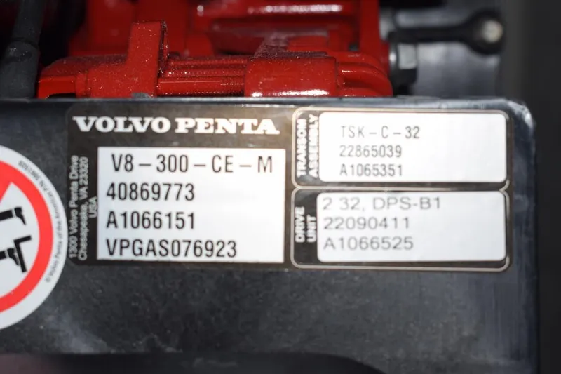 Slide: The Image of Cobalt 200S 2019 - 13