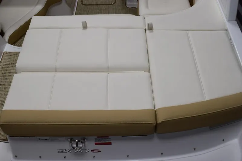 Slide: The Image of Cobalt 200S 2019 - 5