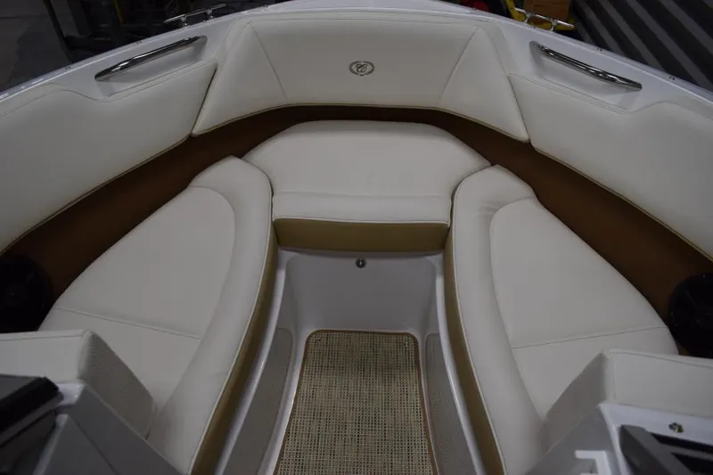 Slide: The Image of Cobalt 200S 2019 - 6