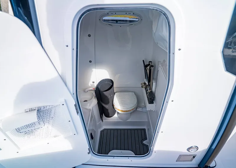 Slide: The Image of Sea Hunt Gamefish 30 Coffin Box 2026 - 21