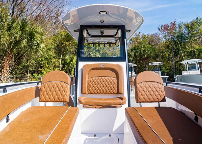 Slide: The Image of Sea Hunt Ultra 275 SE 2026 - 21