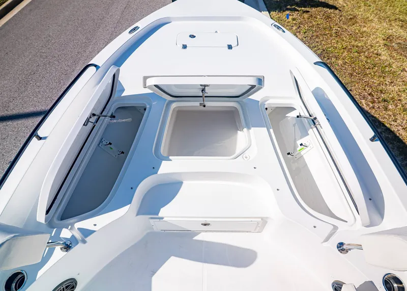 Slide: The Image of Sea Hunt BX 25 FS 2026 - 25