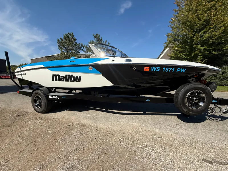 Slide: The Image of Malibu Response TXi 2023 - 624