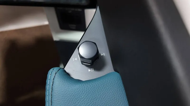 Slide: The Image of MasterCraft NXT23 2026 - 38