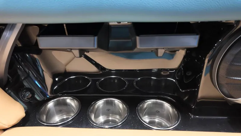 Slide: The Image of MasterCraft NXT23 2026 - 50