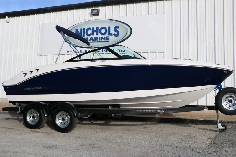 The Image of Chaparral 21 SSi 2026 - 1