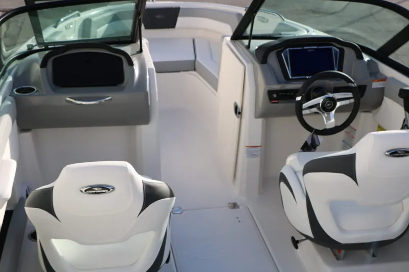 Slide: The Image of Chaparral 21 SSi 2026 - 14