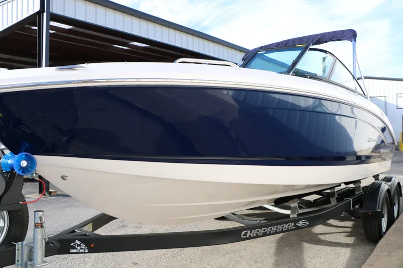 Slide: The Image of Chaparral 21 SSi 2026 - 6