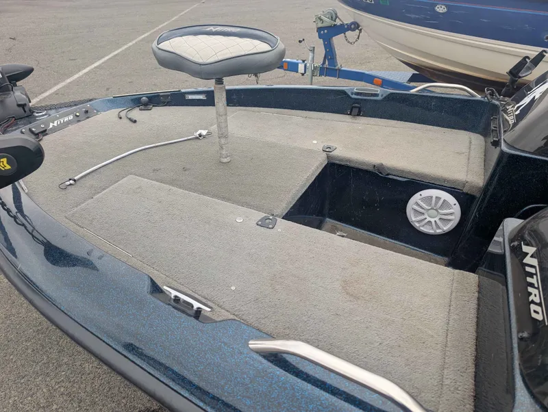 Slide: The Image of Nitro 17 DC 1995 - 5