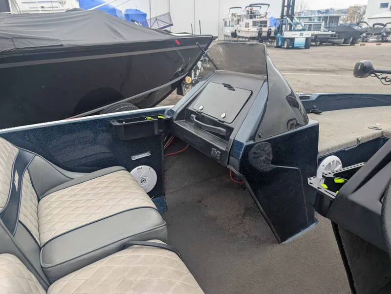 Slide: The Image of Nitro 17 DC 1995 - 8