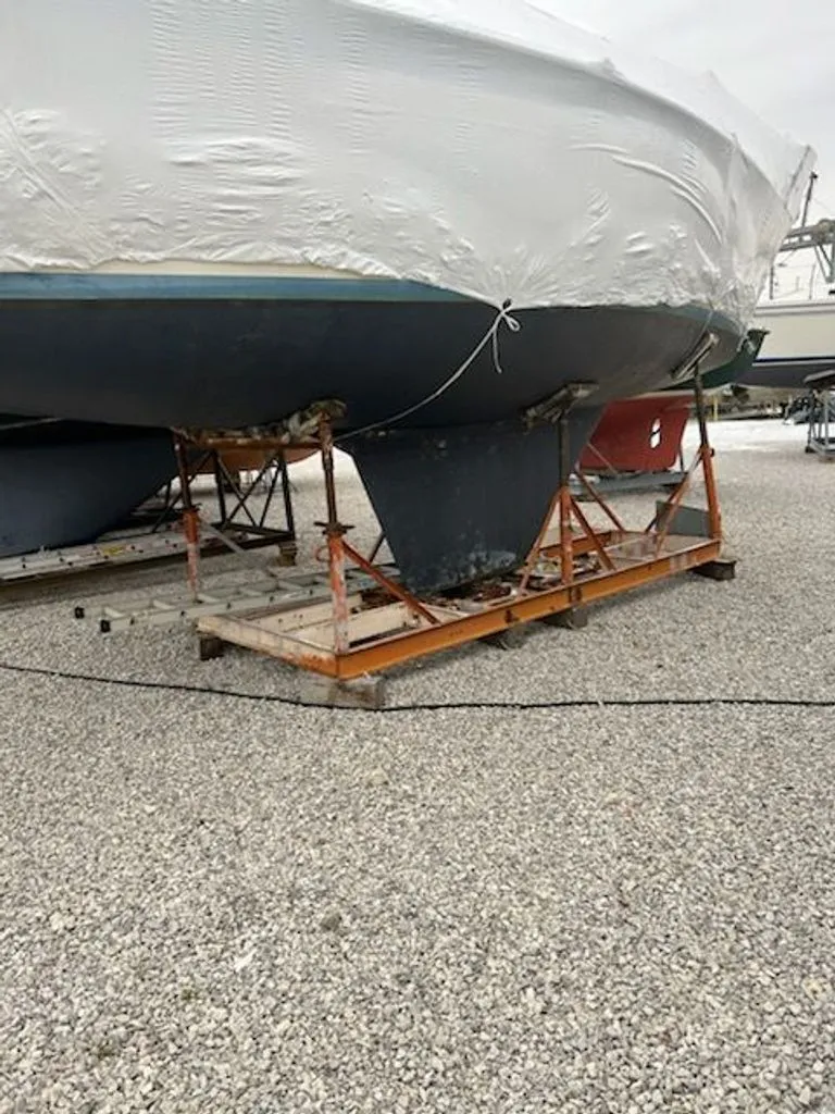 Slide: The Image of Hunter 34 1983 - 2