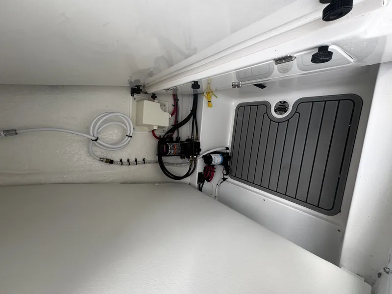 Slide: The Image of Interior of the 2026 Tidewater 2500 Carolina Bay boat. - 29