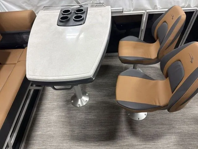 Slide: The Image of Bennington S Swingback 23 SSB 2026 - 16