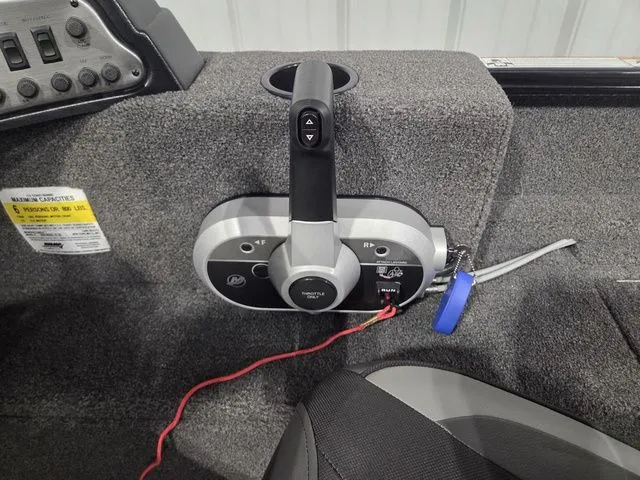 Slide: The Image of Lund 1650 Rebel XS SS 2019 - 18