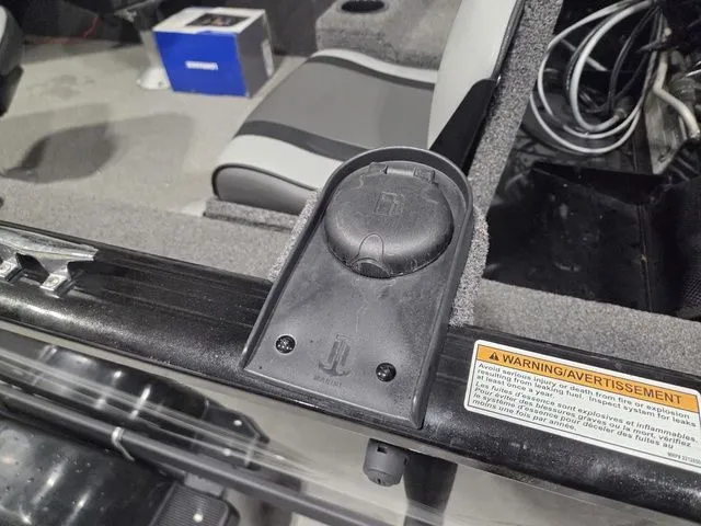 Slide: The Image of Lund 1650 Rebel XS SS 2019 - 5