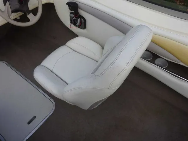 Slide: The Image of Stingray 185 LS 2009 - 5