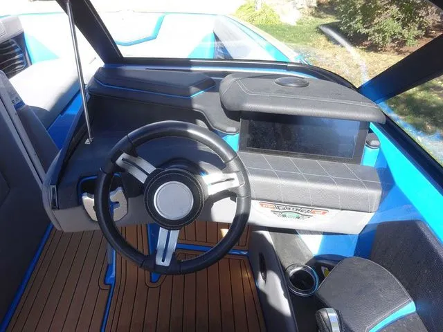 Slide: The Image of Nautique G23 2021 - 11