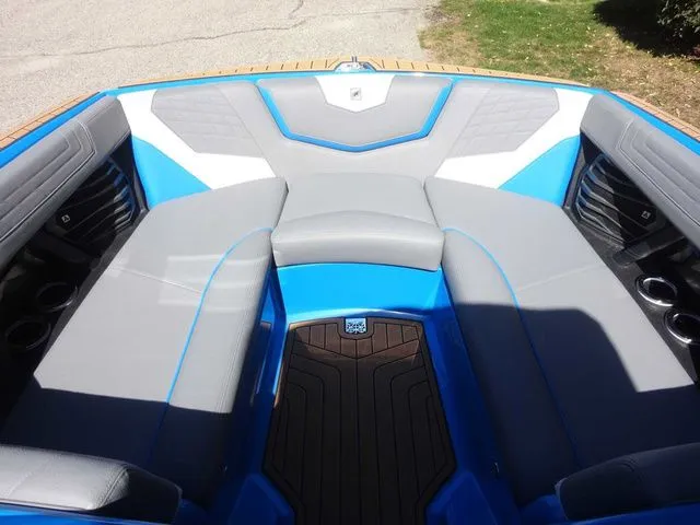 Slide: The Image of Nautique G23 2021 - 15