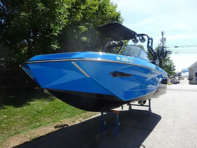 Slide: The Image of Nautique G23 2021 - 4