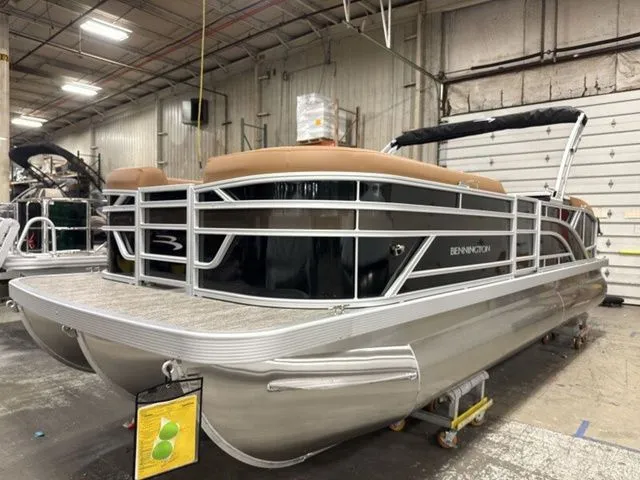 Slide: The Image of Bennington S Swingback 23 SSB 2026 - 3