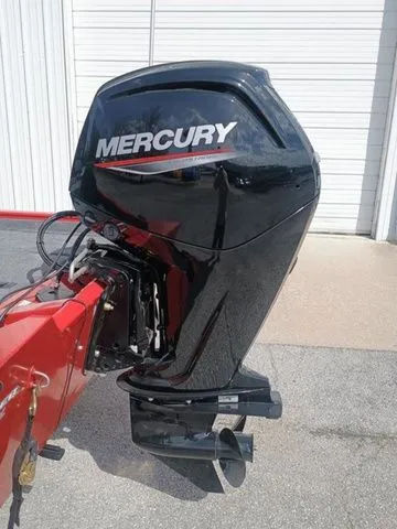 Slide: The Image of Tracker Pro Team 175 TXW 2026 - 4