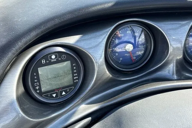 Slide: The Image of Tigé RIDERS EDITION 2001 - 20