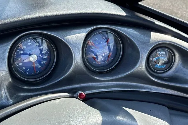 Slide: The Image of Tigé RIDERS EDITION 2001 - 21